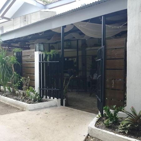 Cozy Inn Mactan Lapu-Lapu City Exteriör bild